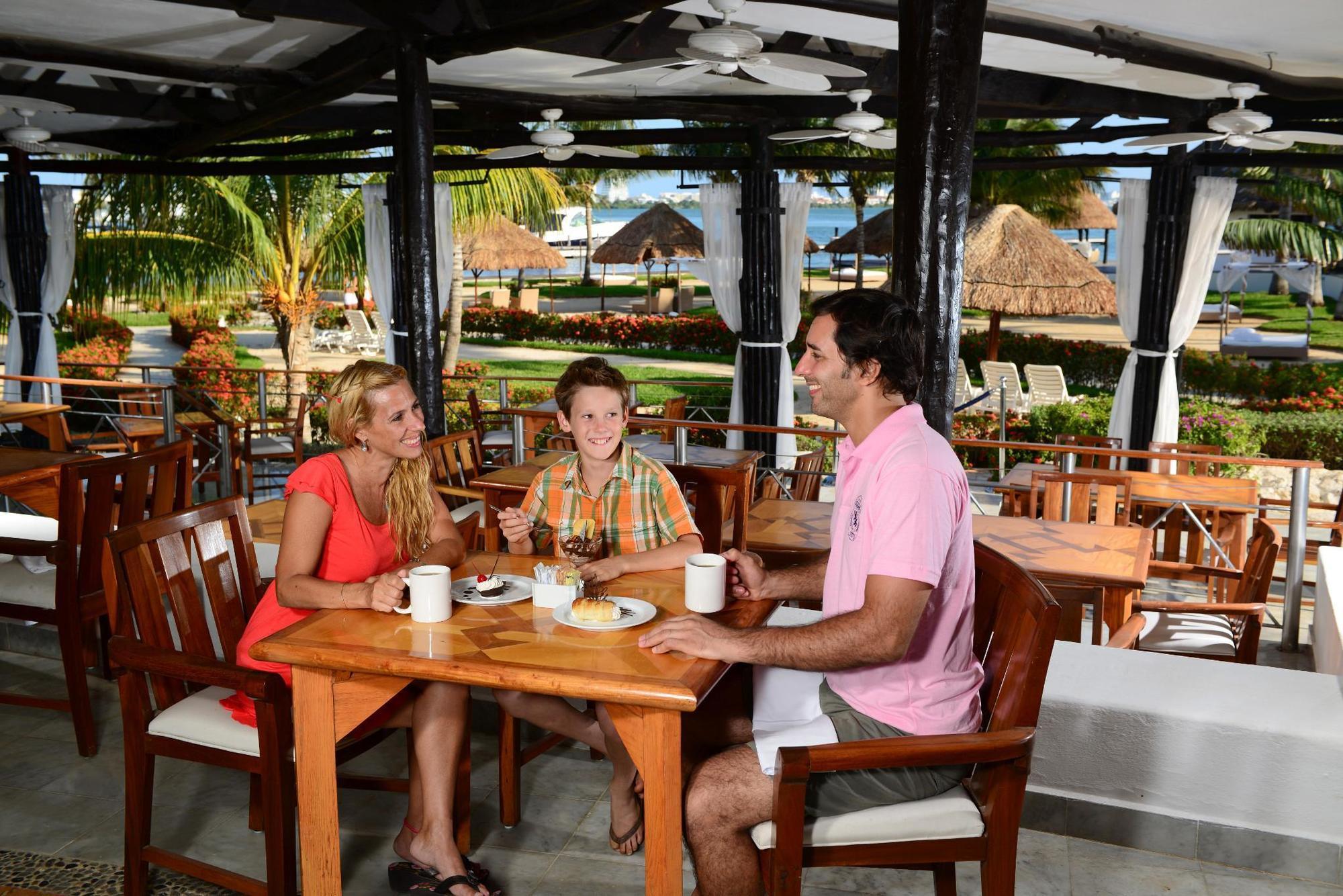 Sunset Marina & Yacht Club Hotel Cancún Kültér fotó